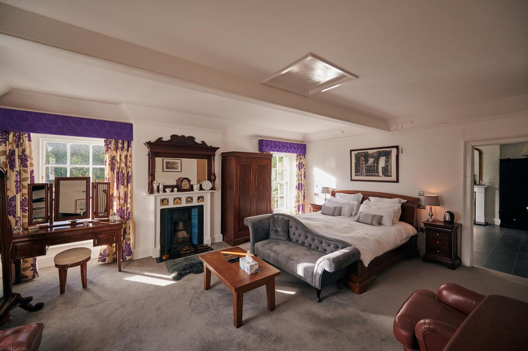 Fernhill House- Beautiful Period Property With 5 Bedrooms And Lovely Views Laugharne Exterior foto